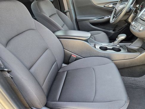 Used 2024 Chevrolet Malibu LS FWD image 11