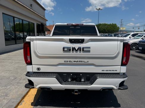 Used 2024 GMC Sierra 1500 Denali Ultimate AWD/4WD image 8