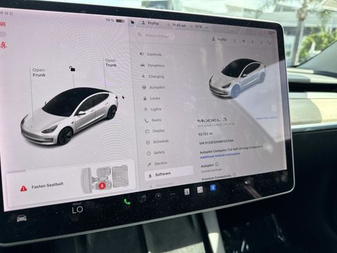 Used 2021 Tesla Model 3 Standard Range Plus RWD image 23