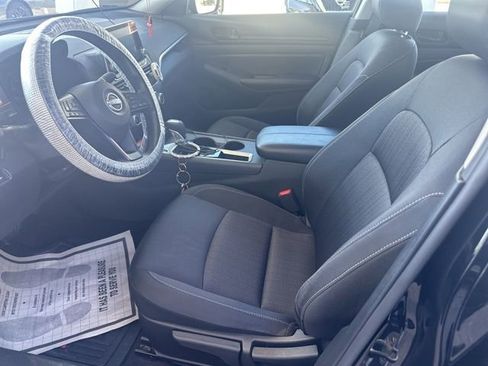 Used 2025 Nissan Altima 2.5 S image 7