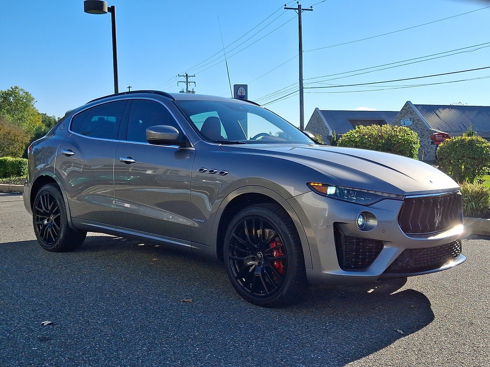 Used 2021 Maserati Levante S GranSport AWD/4WD image 3