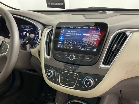 Used 2024 Chevrolet Malibu LT image 21