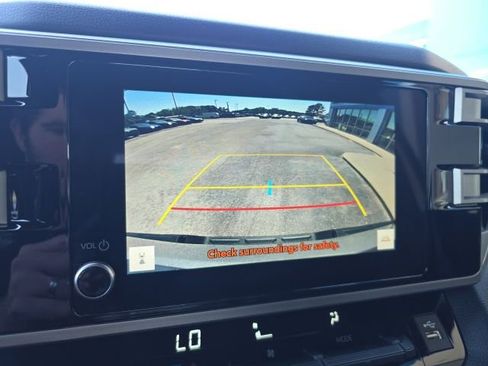 Used 2025 Toyota Tundra SR5 w/ SR5 Convenience Package AWD/4WD image 20