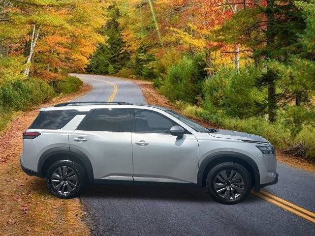 Certified 2024 Nissan Pathfinder SV AWD/4WD image 30