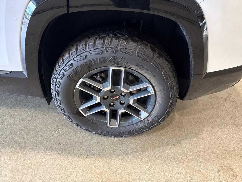 New 2027 GMC Terrain AT4 w/ Convenience Package III AWD/4WD image 10