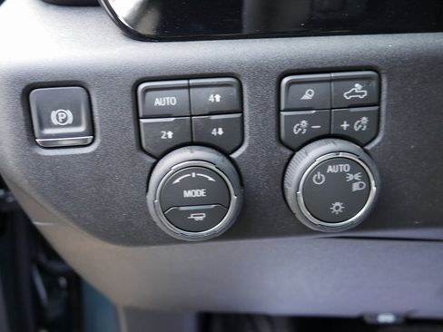 New 2026 Chevrolet Silverado 1500 LT w/ Z71 Off-Road Package image 11