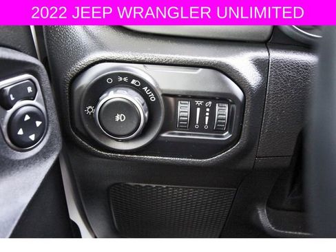 Used 2022 Jeep Wrangler Unlimited Sport AWD/4WD image 21