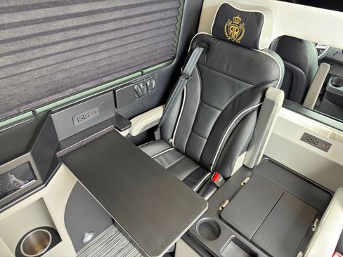 Used 2023 Mercedes-Benz Sprinter 3500 image 73