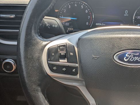 Used 2023 Ford Explorer XLT w/ Equipment Group 202A AWD/4WD image 20