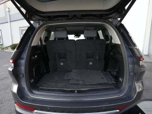 Used 2021 Jeep Grand Cherokee L Limited image 15