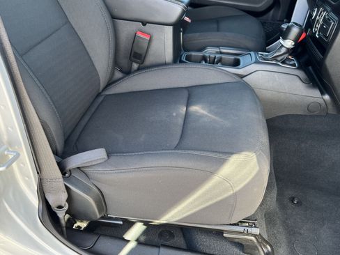 Used 2023 Jeep Gladiator Overland image 31