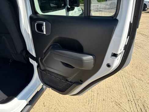 New 2026 Jeep Wrangler Unlimited Sport AWD/4WD image 23