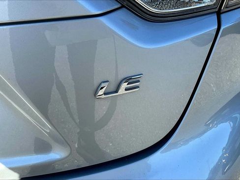 Used 2022 Toyota Corolla LE FWD image 9