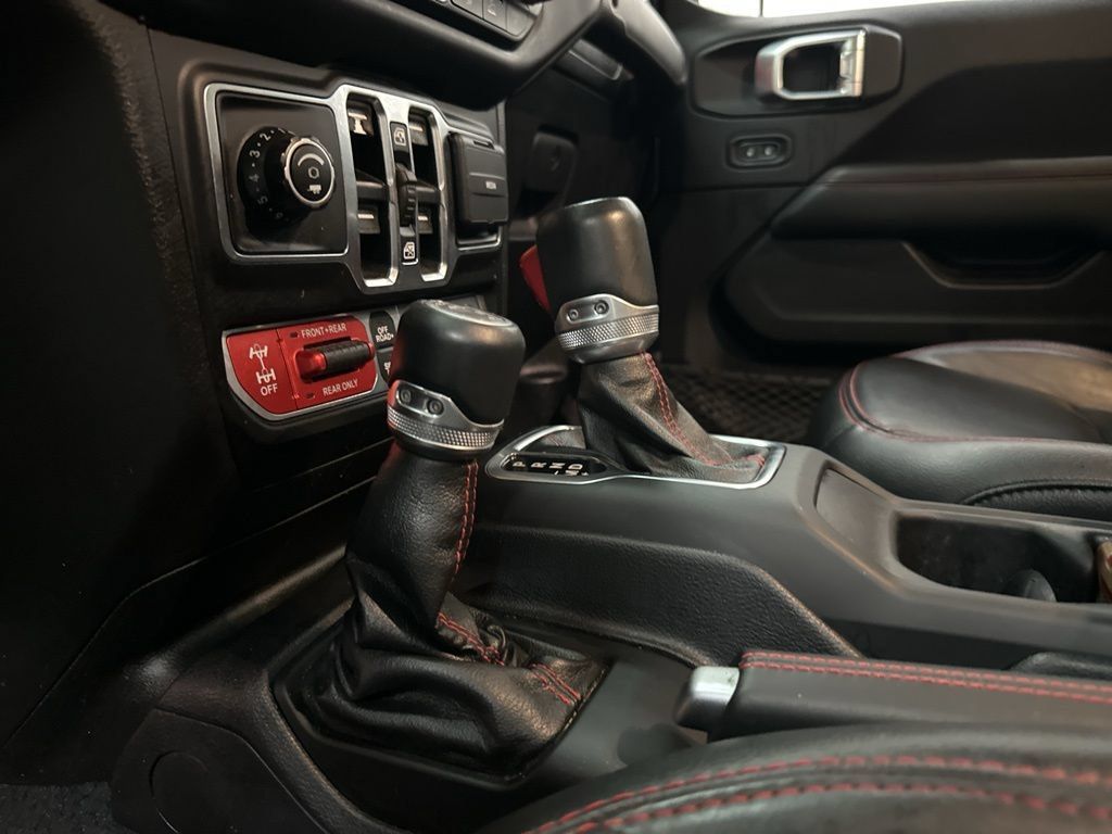 Used 2020 Jeep Gladiator Rubicon AWD/4WD image 31