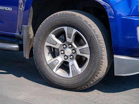 Used 2016 Chevrolet Colorado Z71 AWD/4WD image 8