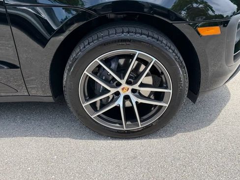 Used 2025 Porsche Macan Turbo AWD/4WD image 10