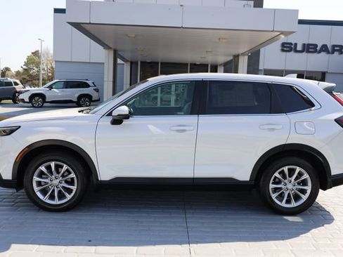 Used 2024 Honda CR-V EX-L image 2