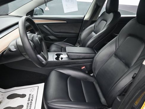 Used 2023 Tesla Model 3 Standard Range image 25