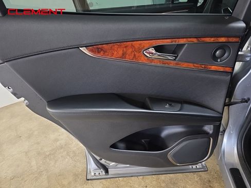 Used 2020 Lincoln Nautilus Reserve image 31