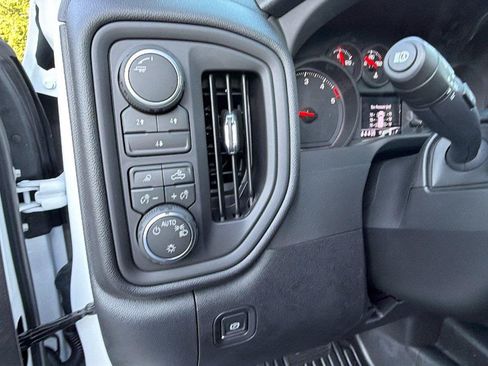 New 2026 Chevrolet Silverado 3500 W/T AWD/4WD image 25