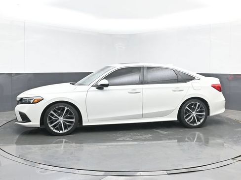 Certified 2024 Honda Civic Touring image 6