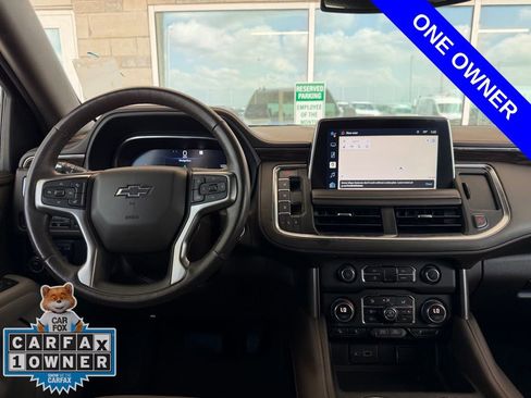 Used 2022 Chevrolet Tahoe Z71 w/ Luxury Package AWD/4WD image 7