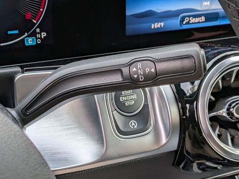 New 2026 Mercedes-Benz GLB 250 image 27