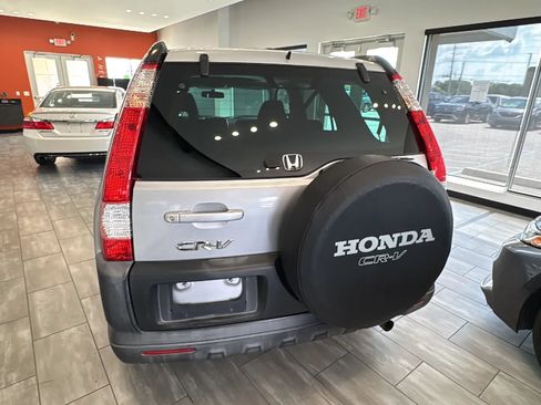 Used 2006 Honda CR-V EX image 14