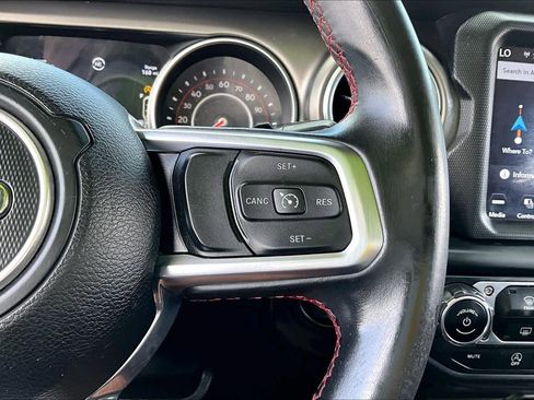 Used 2019 Jeep Wrangler Unlimited Rubicon image 25