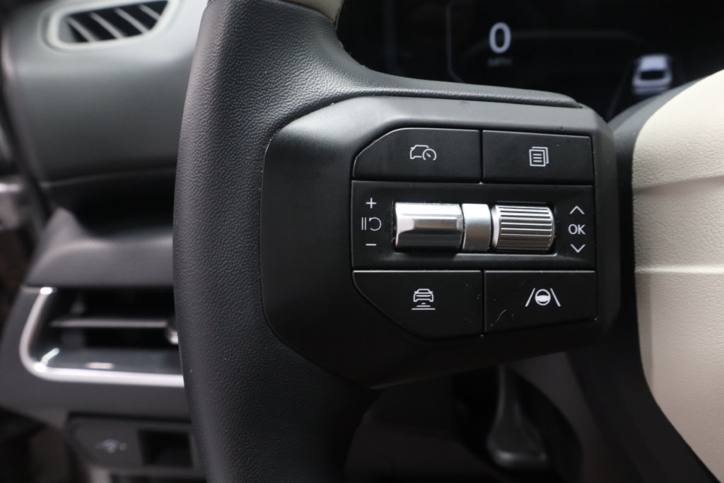 Used 2025 Kia K4 GT-Line w/ GT-Line Premium Package FWD image 23