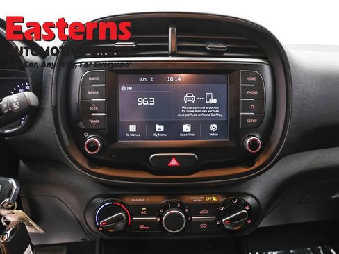 Used 2020 Kia Soul EX FWD image 11