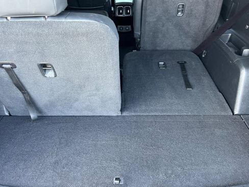 Used 2024 Kia Sorento EX image 12