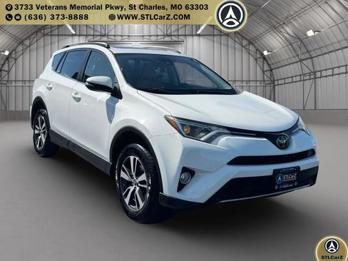 Used 2018 Toyota RAV4 XLE w/ Plus Extra Value Package FWD image 1