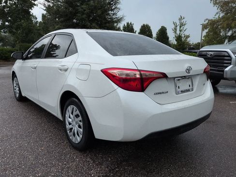Used 2019 Toyota Corolla LE FWD image 4