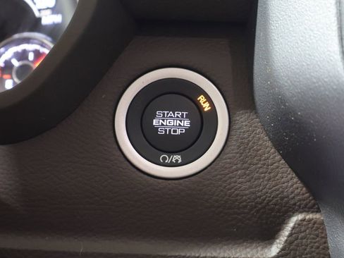Used 2025 RAM 1500 Laramie AWD/4WD image 27