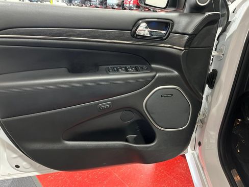 Used 2021 Jeep Grand Cherokee High Altitude AWD/4WD image 14