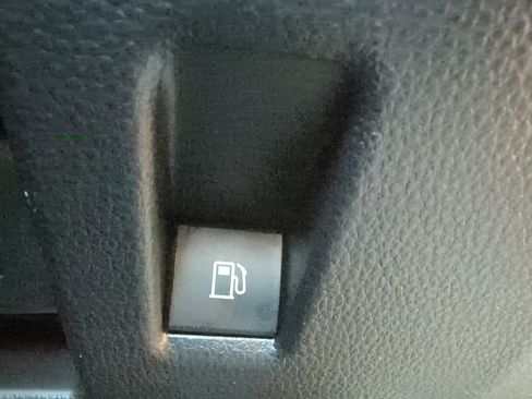 Certified 2026 Toyota Highlander XLE AWD/4WD image 44