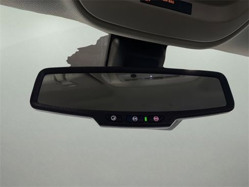 Used 2021 Chevrolet Colorado LT w/ Fleet Safety Package image 24