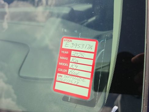 Used 2025 Kia K4 EX FWD image 7