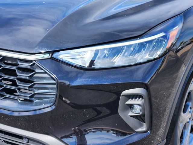 Used 2025 Ford Escape ST-Line Select AWD/4WD image 7