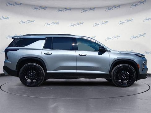 New 2026 Chevrolet Traverse LT w/ Enhanced Driving Package image 6