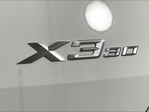 New 2026 BMW X3 xDrive30 w/ Premium Package image 12