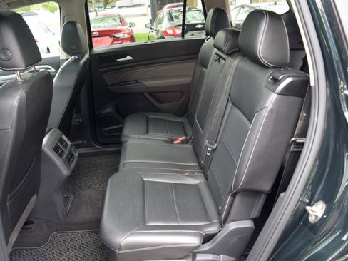 Used 2021 Volkswagen Atlas SE w/ Panoramic Sunroof Package AWD/4WD image 38