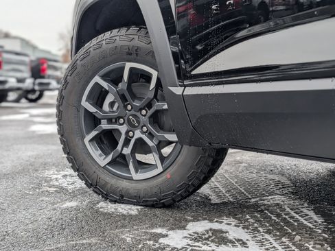 New 2026 Chevrolet Equinox ACTIV w/ Convenience Package III image 7