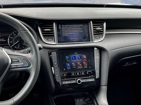 Used 2023 INFINITI QX50 Luxe FWD image 9