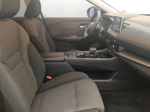 Used 2021 Nissan Rogue SV FWD image 21