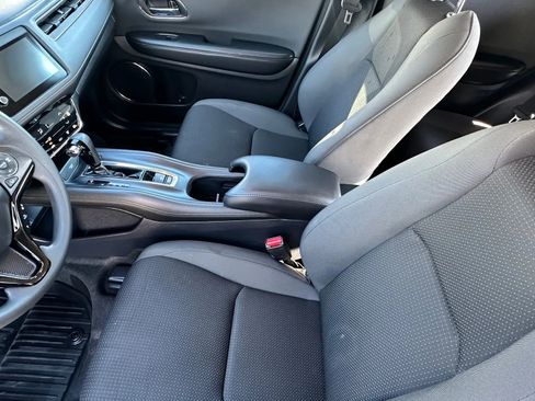 Used 2021 Honda HR-V EX image 21