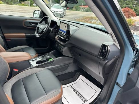 Used 2023 Ford Bronco Sport Outer Banks w/ Tech Package AWD/4WD image 13
