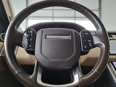 Used 2018 Land Rover Range Rover Sport HSE AWD/4WD image 10