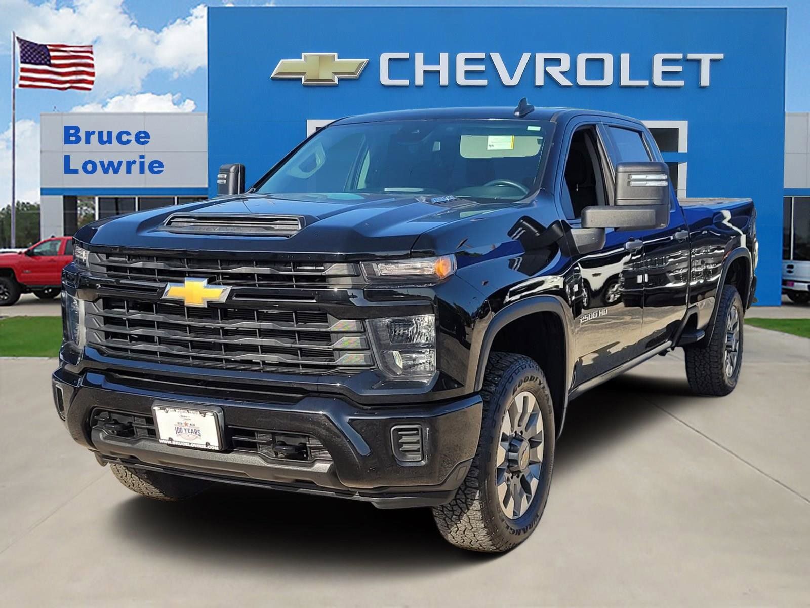 Used 2025 Chevrolet Silverado 2500 Custom w/ Custom Convenience Package RWD image 1
